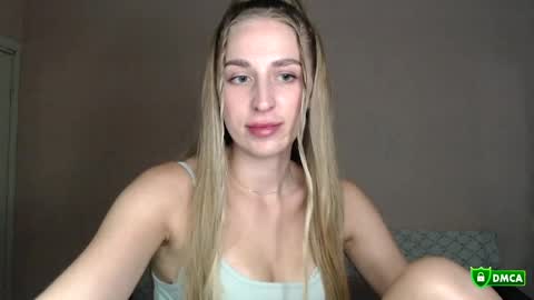 Snapshot of femkedejager chatting on 05.27.26 Femke online show from 05.27.26