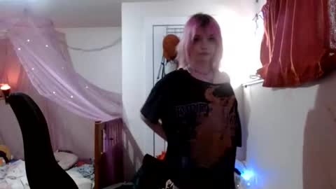 fempue online show from 03.27.26