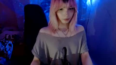 fempue online show from 04.01.26