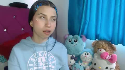 Snapshot of fenixxx1604 chatting on 10.10.25 Fenixxx online show from 10.10.25