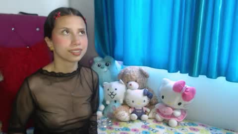 Snapshot of fenixxx1604 chatting on 10.14.25 Fenixxx online show from 10.14.25