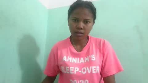 Snapshot of fenou122745 chatting on 10.06.25 fenou122745 online show from 10.06.25