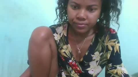 Snapshot of fenou122745 chatting on 10.17.25 fenou122745 online show from 10.17.25