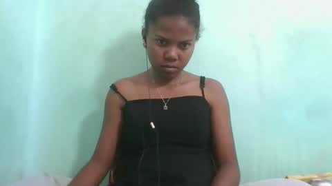 Snapshot of fenou122745 chatting on 10.25.25 fenou122745 online show from 10.25.25