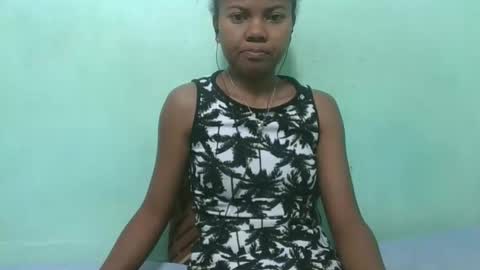 Snapshot of fenou122745 chatting on 11.13.25 fenou122745 online show from 11.13.25