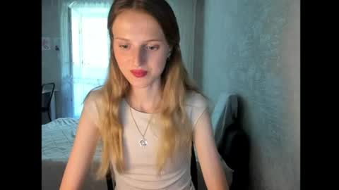 Snapshot of feralberry_dina chatting on 07.04.26 Dana online show from 07.04.26