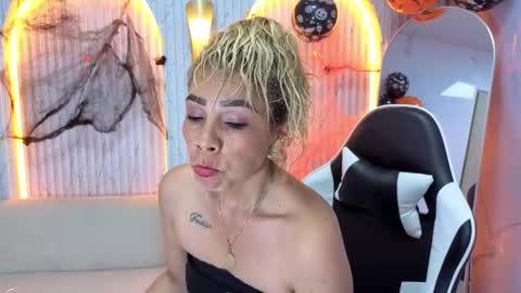 Ferchis  online show from 10.16.25