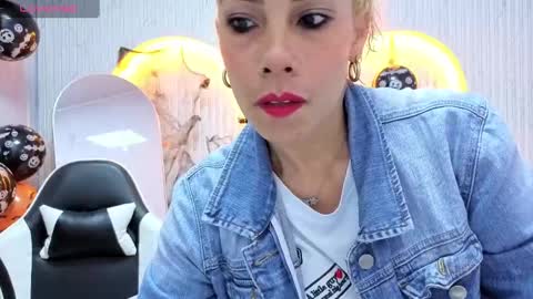 Ferchis  online show from 10.20.25