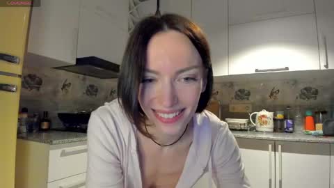 Snapshot of ferdina18 chatting on 04.18.26 Leya online show from 04.18.26