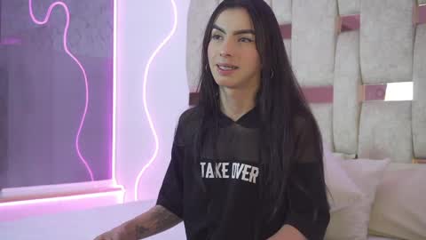 fernanda_thail_ online show from 04.06.26