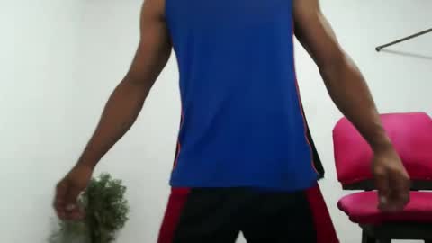 Snapshot of fernandez_latinblack chatting on 12.20.24 fernandez_latinblack online show from 12.20.24