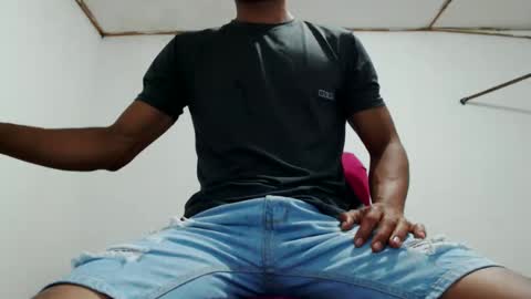 Snapshot of fernandez_latinblack chatting on 01.04.25 fernandez_latinblack online show from 01.04.25