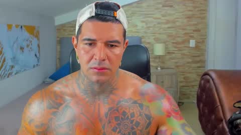 Kamilo online show from 02.11.25