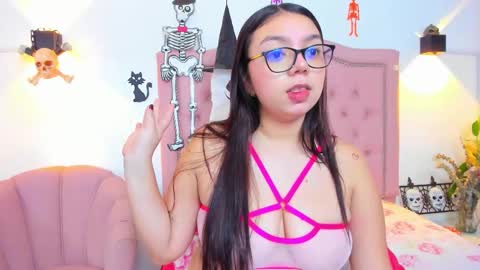 ferzaya online show from 10.25.25