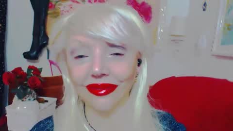 Snapshot of fetish_erotic_club chatting on 10.18.25 pregnant hairyc2cbigboobs mature online show from 10.18.25