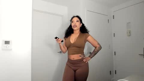 Snapshot of fetishfriendlyfreak chatting on 10.17.25 ADREAM online show from 10.17.25