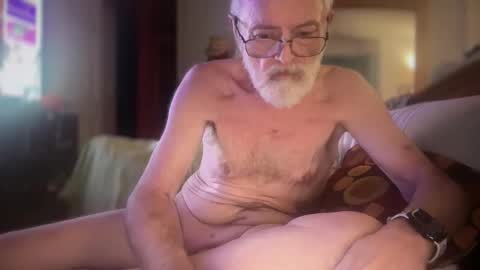 ff_pig online show from 11.10.25