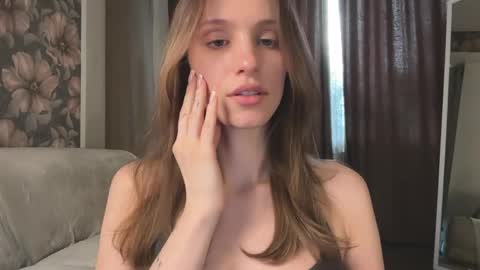 Lisa online show from 04.08.26