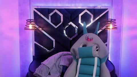   online show from 01.11.25