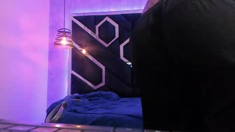   online show from 01.11.25