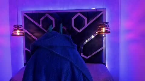   online show from 01.14.25