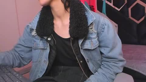   online show from 01.18.25