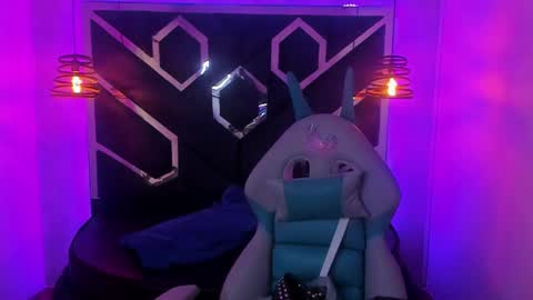   online show from 01.25.25