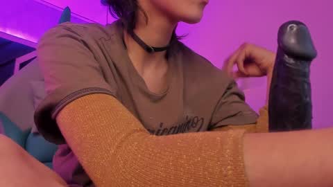   online show from 02.06.25