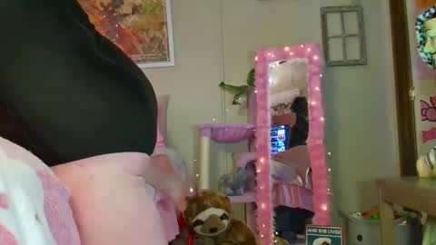 fieryminx67 online show from 09.27.25