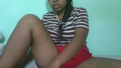 Snapshot of fifaalydia chatting on 02.19.25 fifaalydia online show from 02.19.25