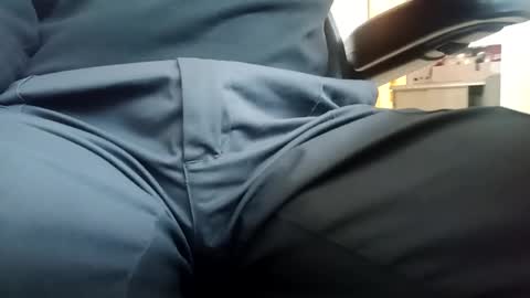 Snapshot of fifi010203 chatting on 10.14.25 fifi010203 online show from 10.14.25