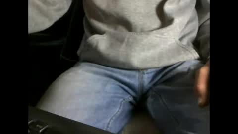 Snapshot of fifi010203 chatting on 11.04.25 fifi010203 online show from 11.04.25