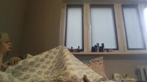 Snapshot of filipek757 chatting on 10.18.25 filipek757 online show from 10.18.25