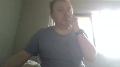 Snapshot of filipek757 chatting on 10.24.25 filipek757 online show from 10.24.25