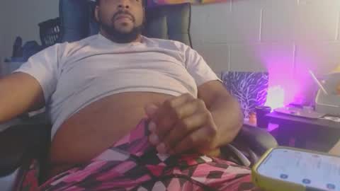 Snapshot of filisdude chatting on 10.04.25 frank online show from 10.04.25