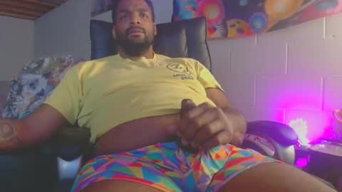 Snapshot of filisdude chatting on 11.15.25 frank online show from 11.15.25