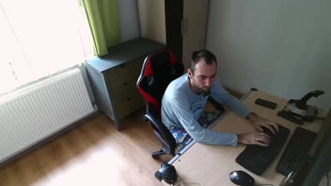 Jane and Findo online show from 12.27.24