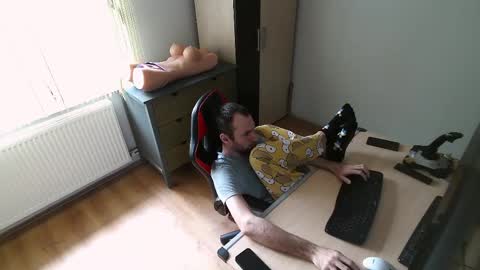 Jane and Findo online show from 02.25.25