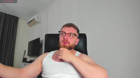 Snapshot of findomguyxxx chatting on 03.03.26 FindomGuyXXX online show from 03.03.26