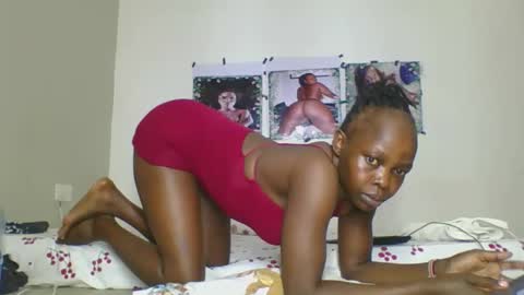 caro online show from 10.04.25