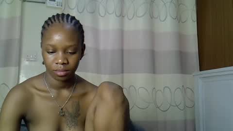 fine_queen12 online show from 12.29.24