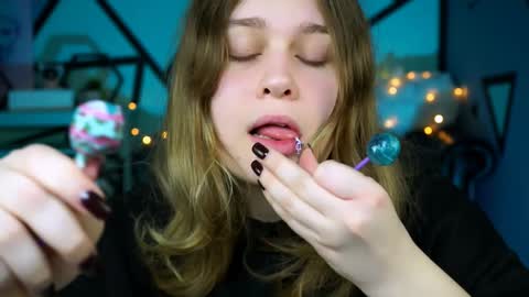 fiora online show from 12.21.24