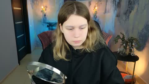 fiora online show from 12.26.24