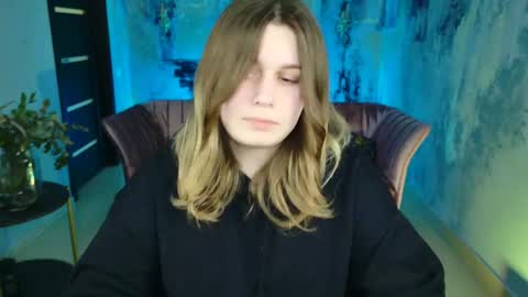 fiora online show from 02.27.25