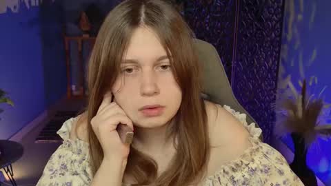 fiora online show from 10.04.25