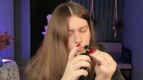 fiora online show from 10.10.25