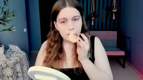 fiora online show from 07.18.26