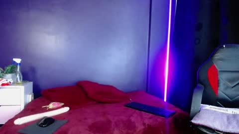 fire angels online show from 09.25.25