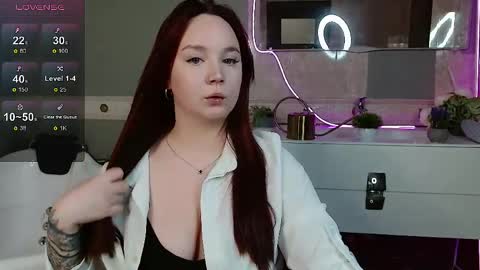 Snapshot of fire_emily chatting on 05.19.26 fire_emily online show from 05.19.26