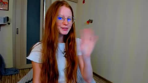 fire_luna online show from 09.30.25